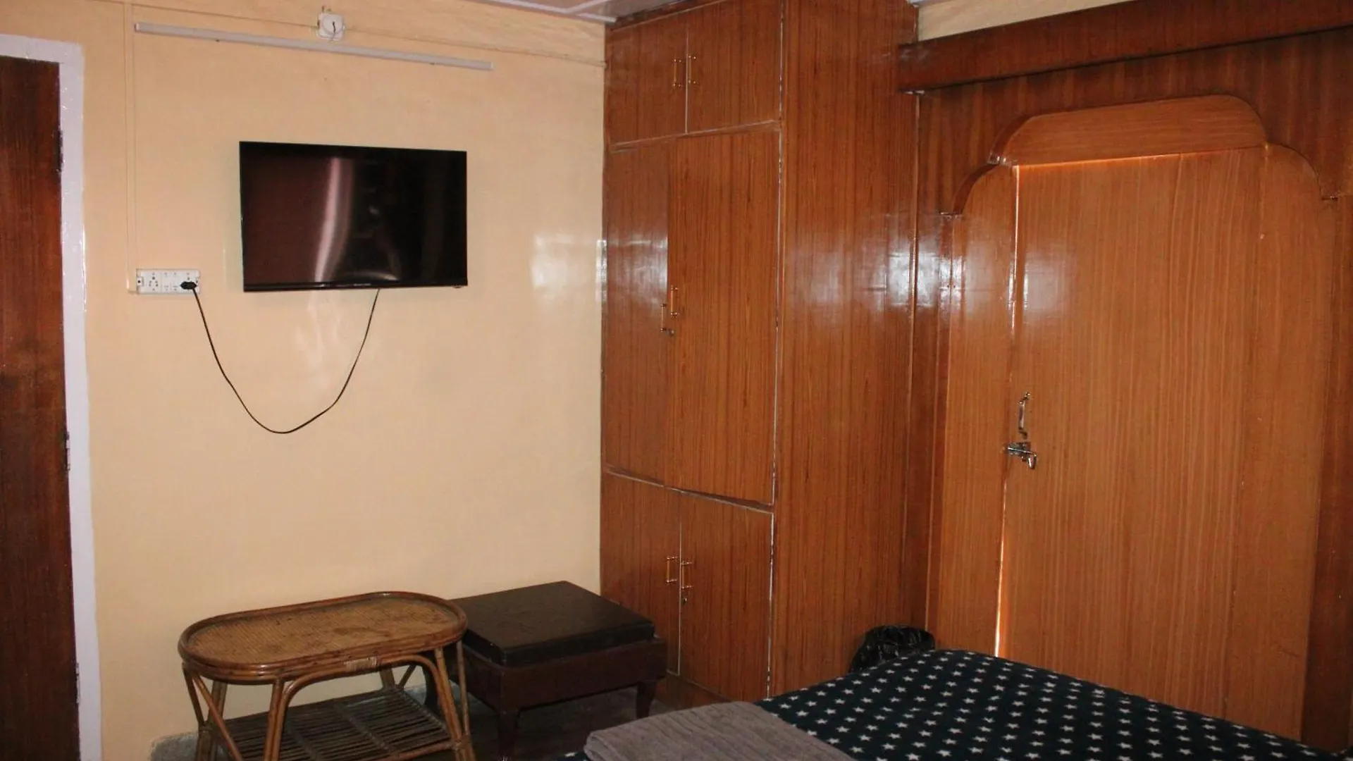 Апартаменты Nani House The Mall Road Шимла